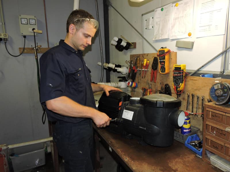 Hurlcon TX 2HP Pool Pump Reconditioned 2 year warranty - Image 3